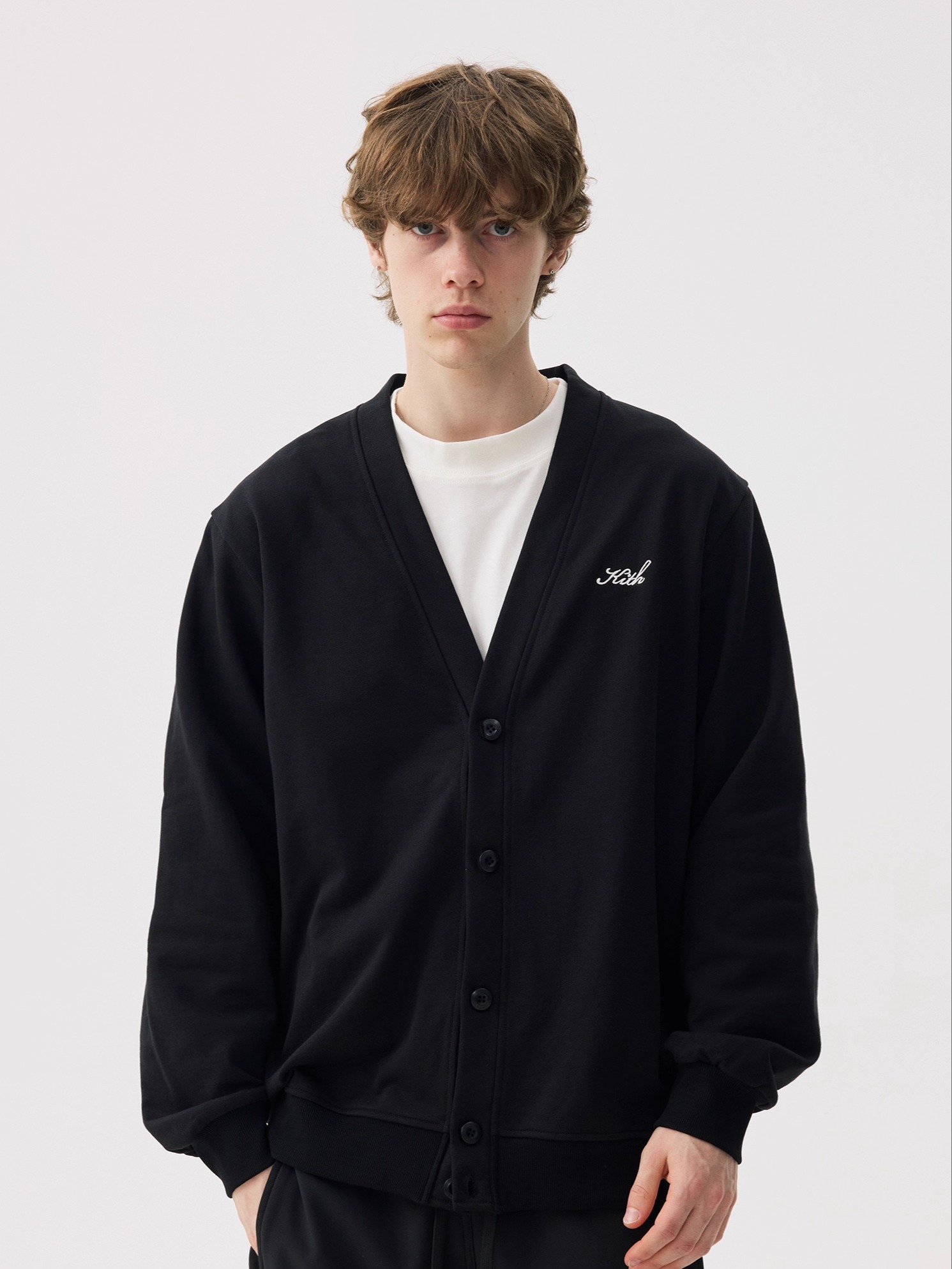 KITH Button-Up V-hals Gebreid  - Kith Sweater Knit recensie en prijs